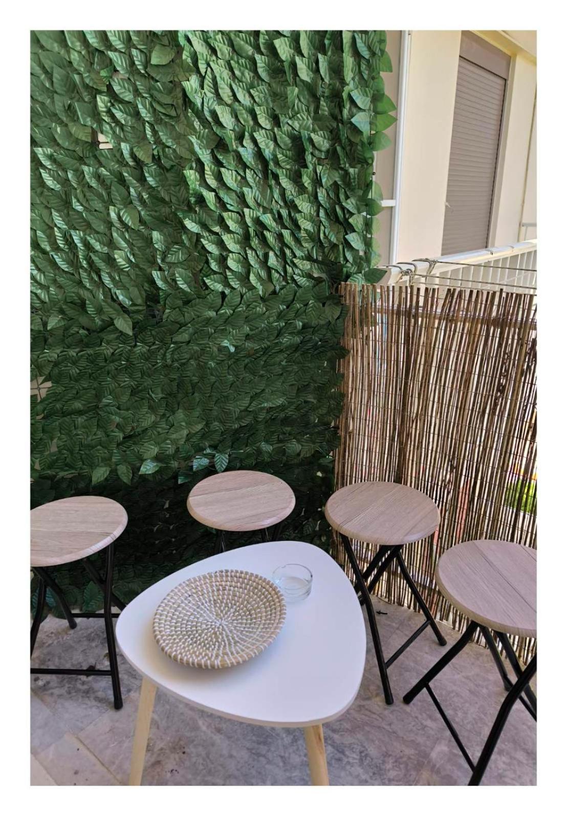 August Moon Apartment Chios Town Buitenkant foto