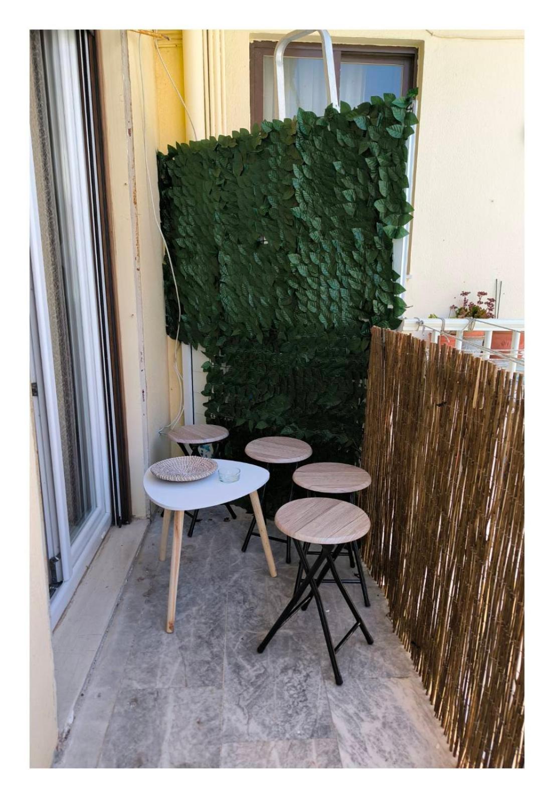 August Moon Apartment Chios Town Buitenkant foto